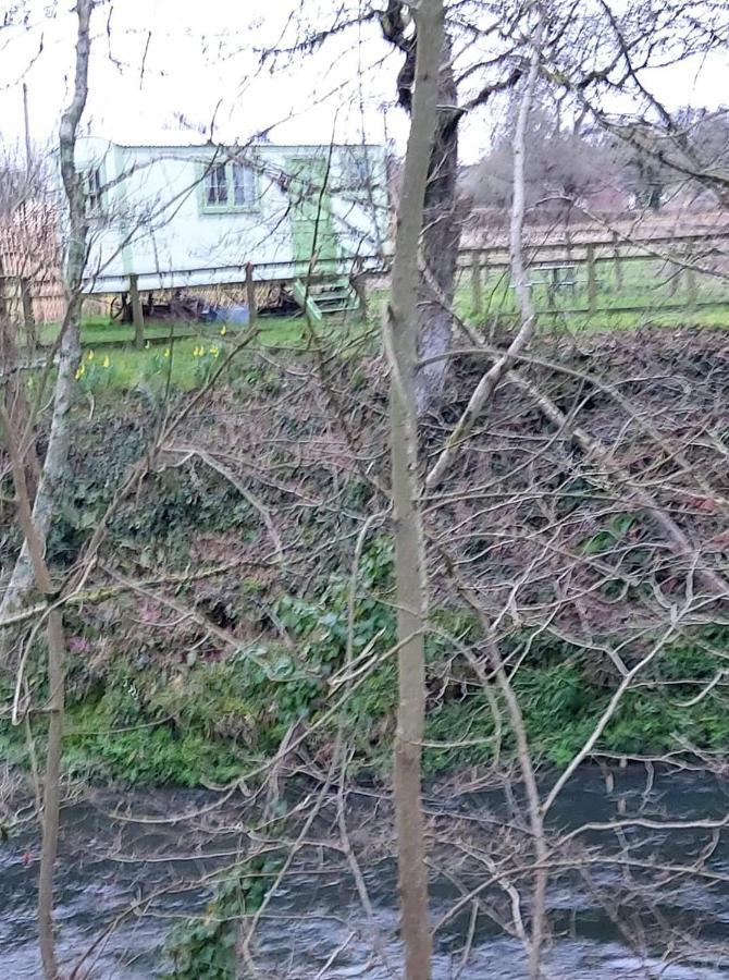 The Old Mill Shepherds Hut Okehampton Esterno foto