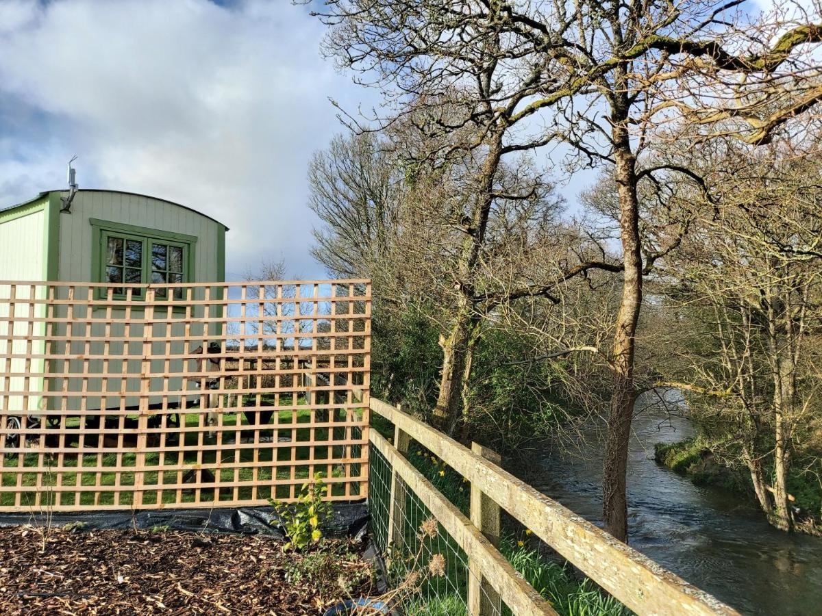 The Old Mill Shepherds Hut Okehampton Esterno foto