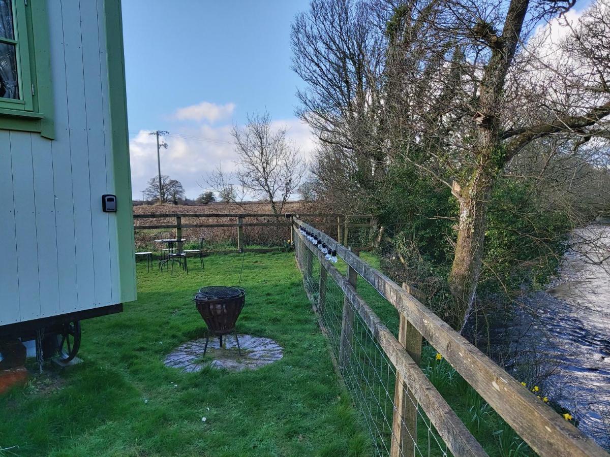 The Old Mill Shepherds Hut Okehampton Esterno foto